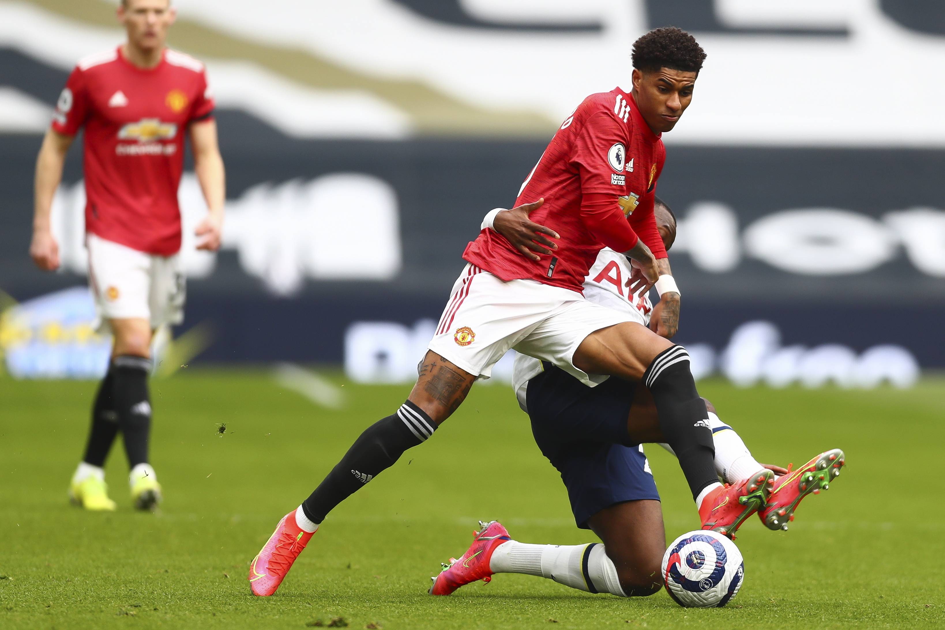 线和稳固自 线和稳固自